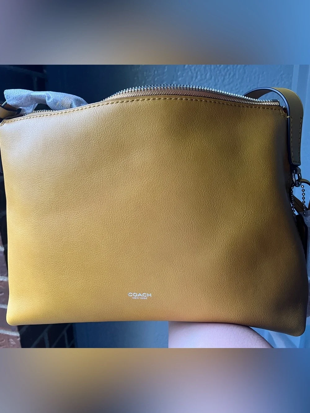 NWT RARE Coach Mott 33  - Honeycomb Yellow